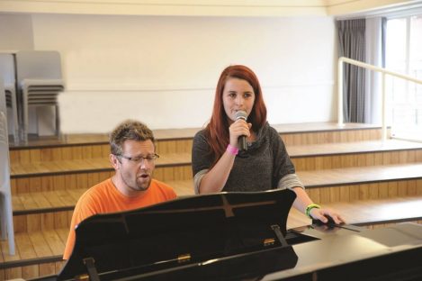 İngiltere Şan Eğitimi | 1dil1insan